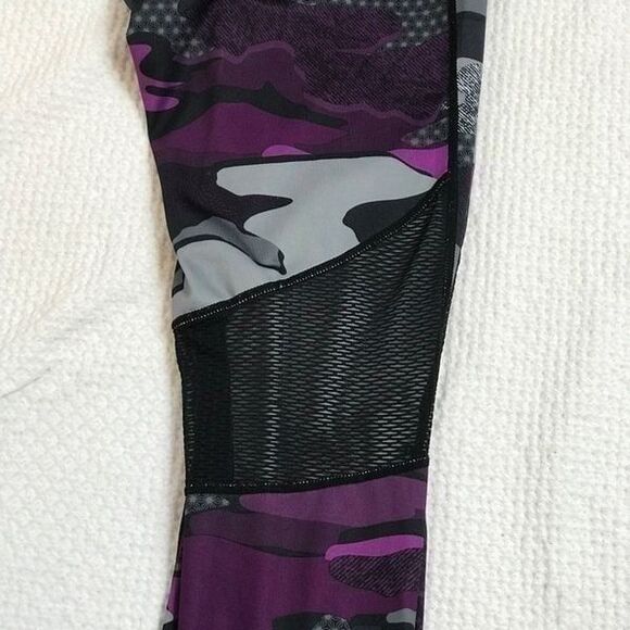 Tapout Leggings black camouflage size 8 0126 - Picture 3 of 5